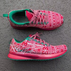 Brooks Levitate 5 Running Shoes Womens Size 11 Run Merry Christmas Sweater